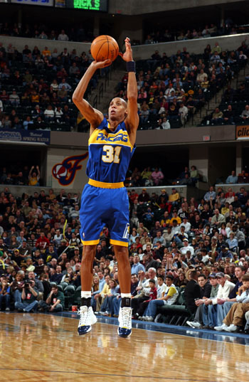 在赛季中期 在赛季中期