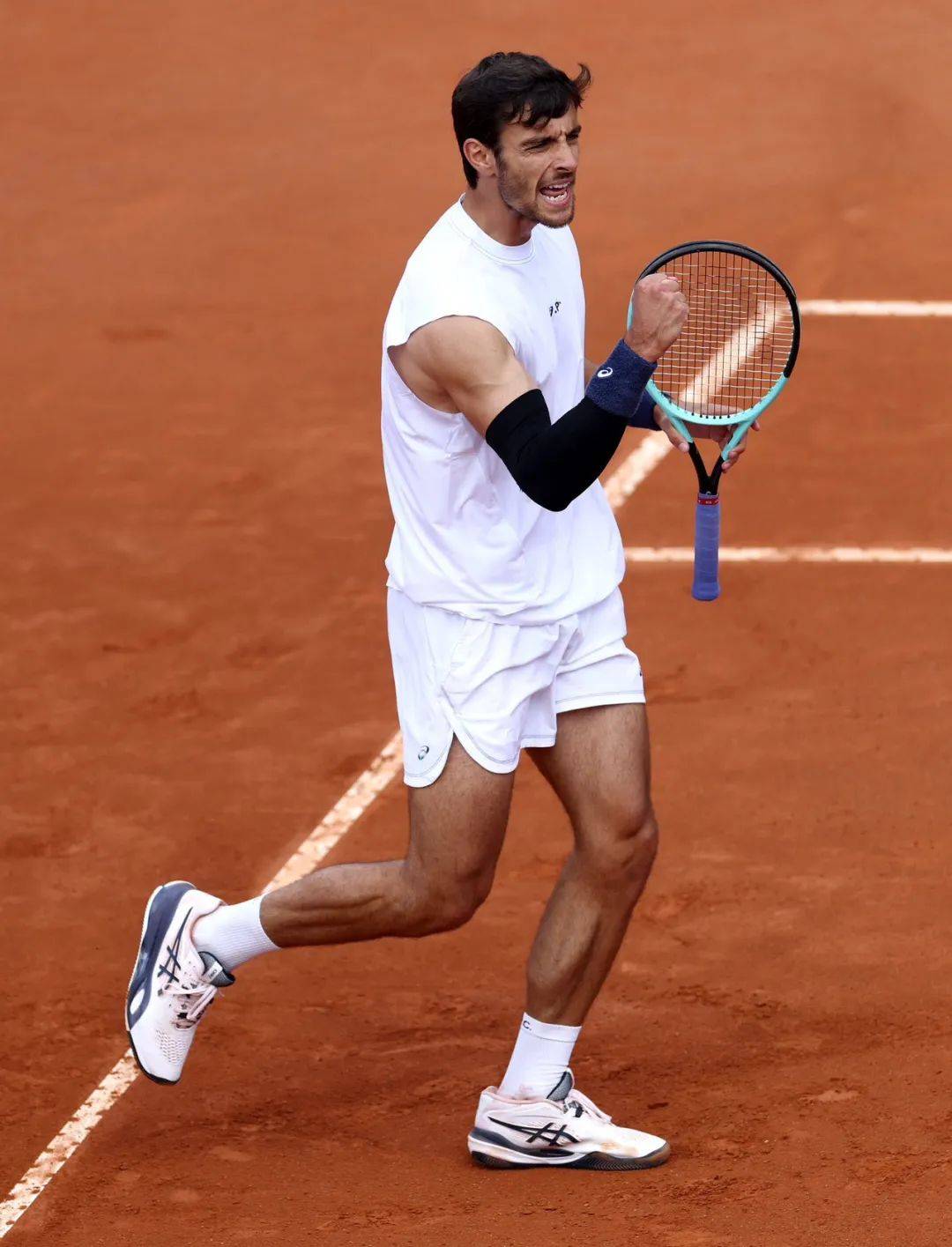 通过不断的 通过不断的